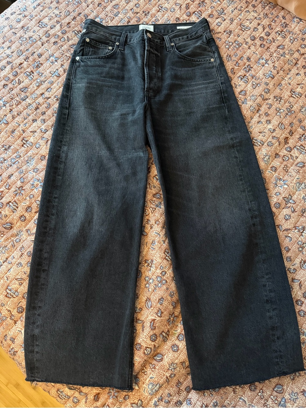Citizens Of Humanity Ayla Black Cropped Raw Hem Wide-Leg Jeans